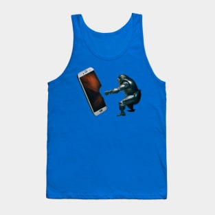 Robot vs. Smartphone Tank Top